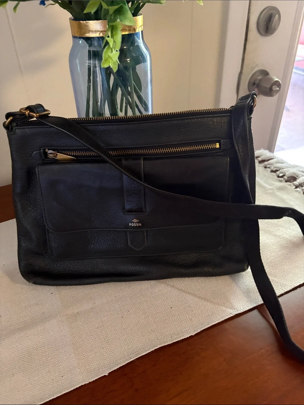 Fossil Black Pebbled Leather Crossbody Bag with Gold Hardware